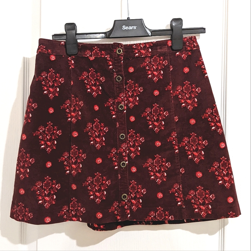 Hollister Corduroy mini skirt with floral print